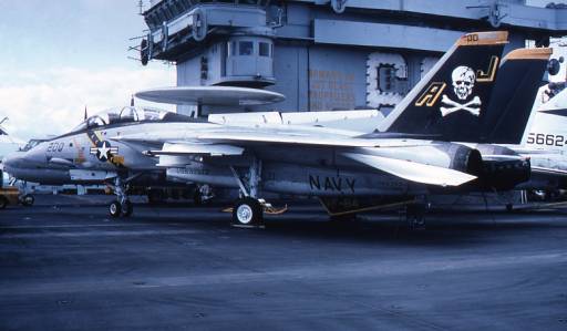 nikoページ Amazon.com: VF-84 Jolly Rogers Tomcat Patch, 4.5