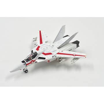 1/72 VF-1J Fighter Valkyrie Ichijo Hikaru / Rick Hunter