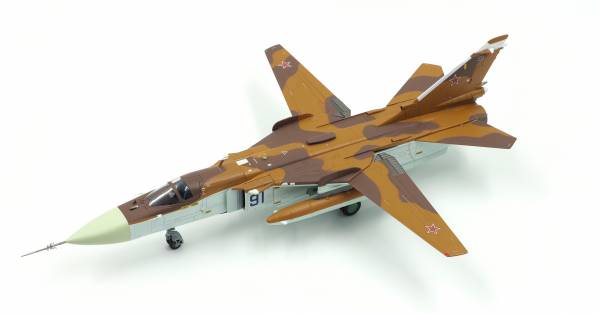 スホーイ SU-24 Fencer 1/72 カリバーウィングス 1/72 Sukhoi Su-24MK Fencer D 