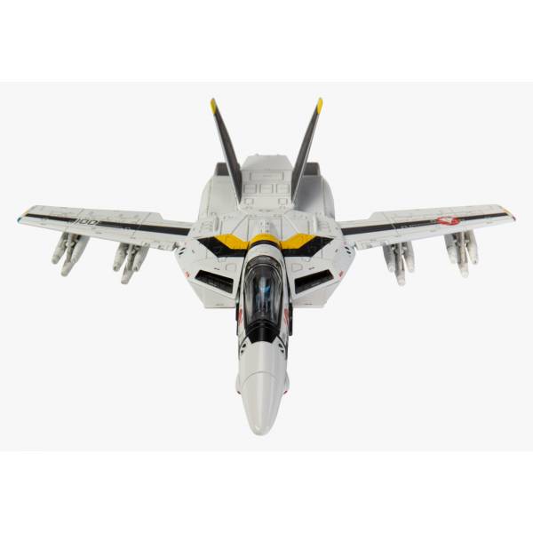 1/72 VF-1S Fighter Valkyrie Skull Leader